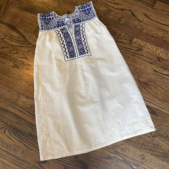 Santa Marguerite Haute Folk Mexico Hand Embroidered Dress - Picture 3 of 11